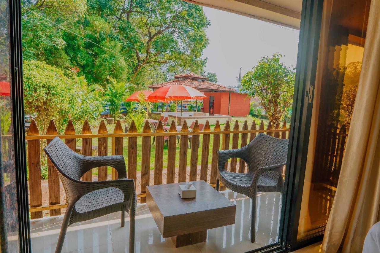 The Oak Woods Hotel Mahābaleshwar Екстериор снимка